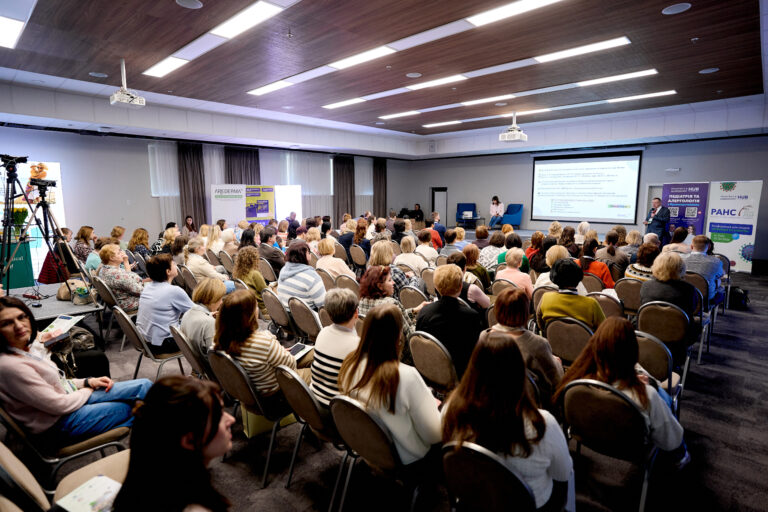 conf 272